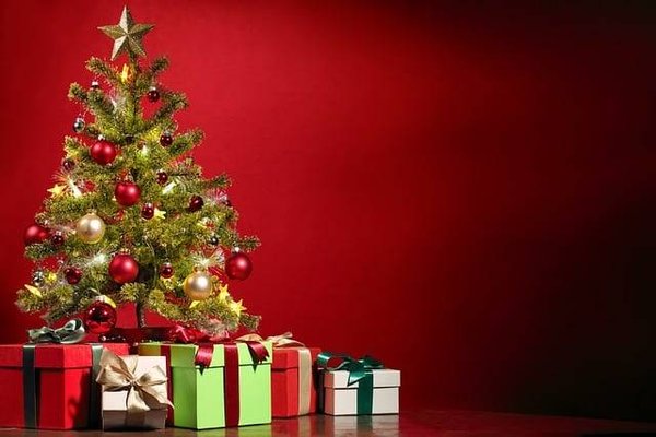 Comment décorer son sapin et sa maison pour Noël avec des objets faits maison ou recyclés ?
